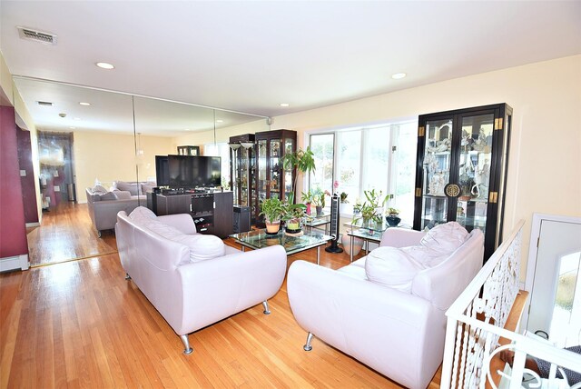 8 Brookwood Dr, Wheatley Heights, NY 11798 - photo 8