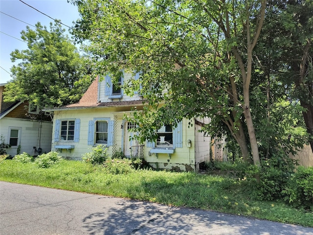 69 N Rd, Highland, NY 12528 - view of front facade