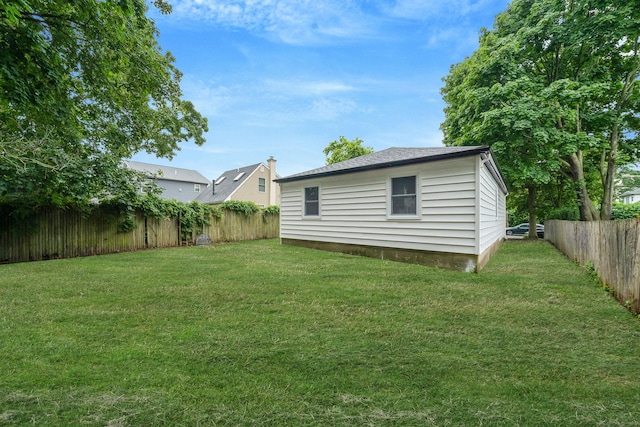 3 Auburn Ave, Bay Shore, NY 11706 - view of fenced backyard