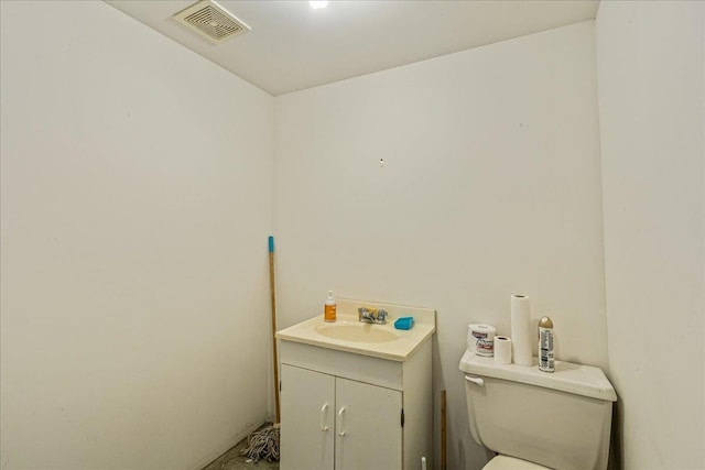 59-30 70th Ave, Ridgewood, NY 11385 - bathroom featuring toilet and vanity