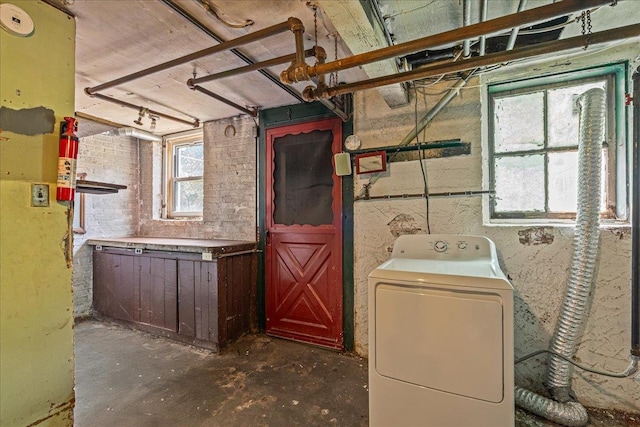 59-30 70th Ave, Ridgewood, NY 11385 - laundry room with washer / dryer