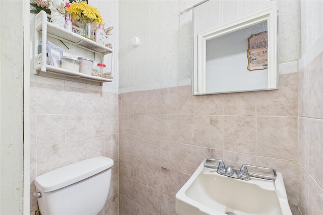 1472 Needham Ave, Bronx, NY 10469 - bathroom featuring tile walls and a sink