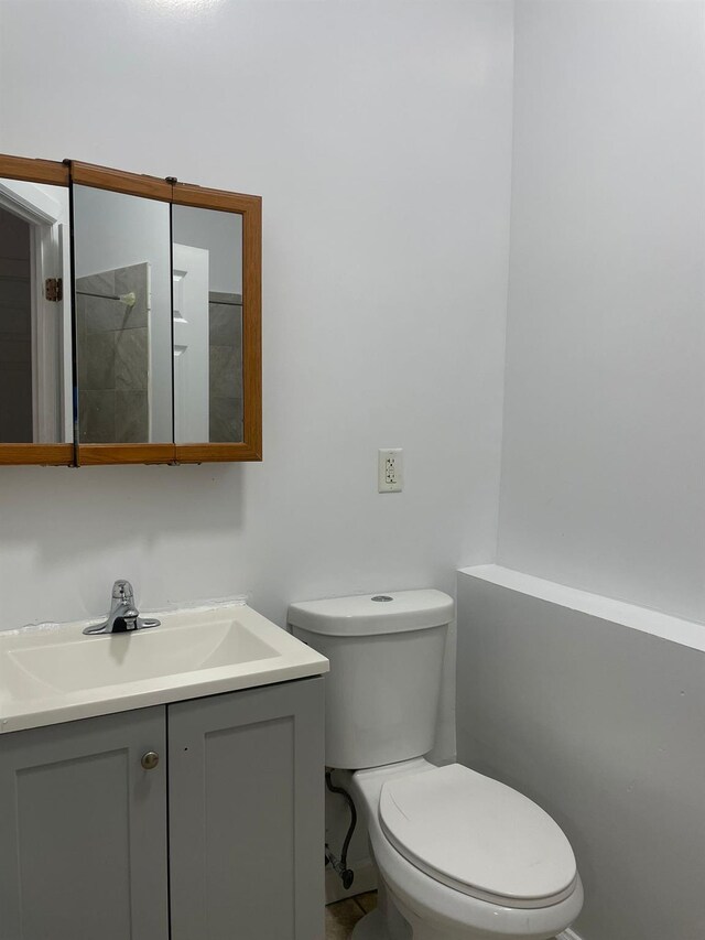 782 Cauldwell Ave, Bronx, NY 10456 - bathroom featuring vanity and toilet