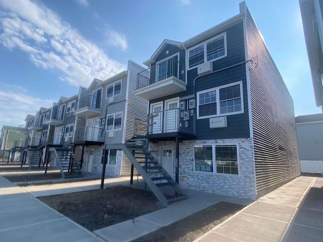 605 Barbadoes Dr, Arverne, NY 11692 - photo 1