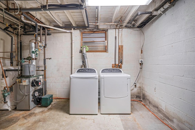 43 Ranch Dr, Shirley, NY 11967 - laundry area with independent washer and dryer and a heating unit