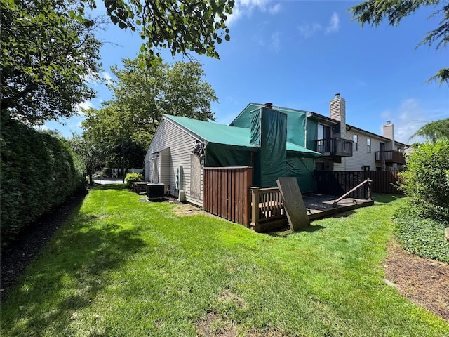 1 Stanford Ct Unit 1, Wantagh, NY 11793 - rear view of property with a deck
