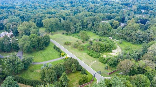 Maple Crest Dr, Old Westbury, NY 11568