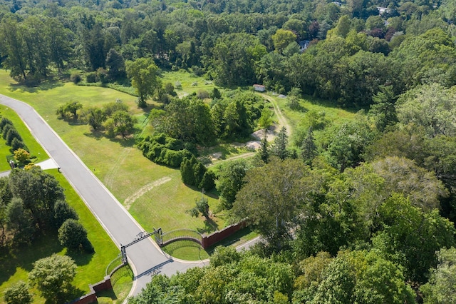 Maple Crest Dr, Old Westbury, NY 11568