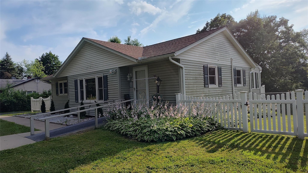 736 Blooming Grove Tpke, New Windsor, NY 12553 - photo 1