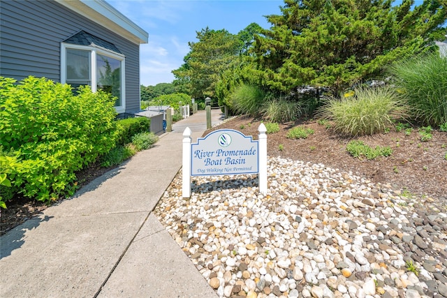 365 Seabreeze Ct, Moriches, NY 11955 - surrounding community