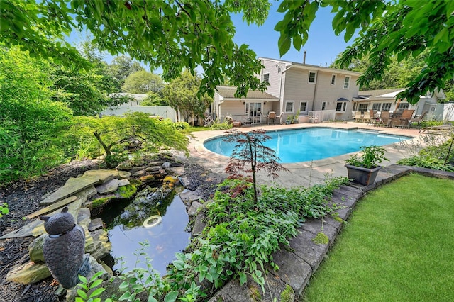 28 Lapin Ln, Blauvelt, NY 10913 - view of swimming pool with a fenced backyard and a patio