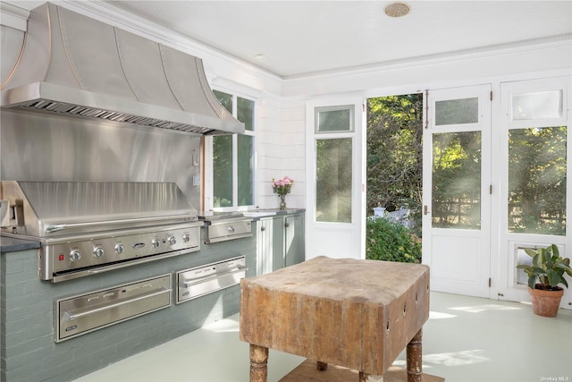 12120 New Suffolk Ave, Cutchogue, NY 11935 - sunroom / solarium featuring healthy amount of natural light