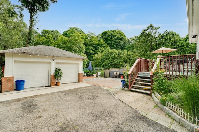 110 Pine Ave, Ossining, NY 10562 - view of detached garage