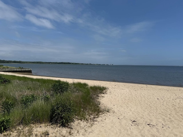 2 Bayside Ave, East Quogue, NY 11942 - photo 18