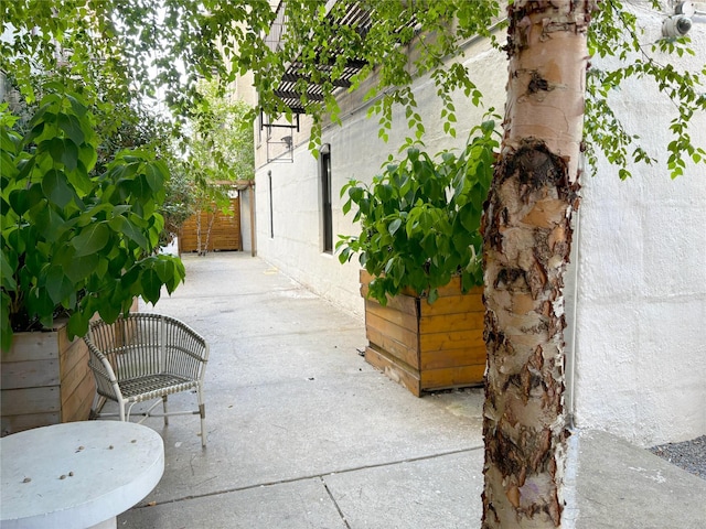 24-65 38th St Unit D10, Astoria, NY 11103 - view of patio