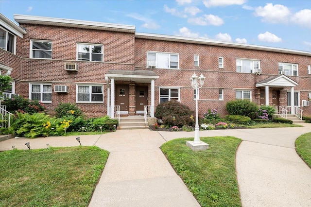 198-28 Pompeii Ave Unit 1A, Holliswood, NY 11423 - photo 2