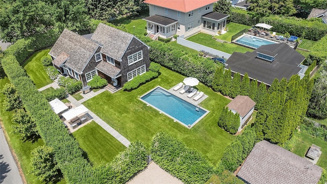 63 Armande St, Southampton, NY 11968 - aerial view of a pool area