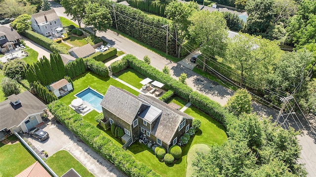 63 Armande St, Southampton, NY 11968 - drone / aerial view