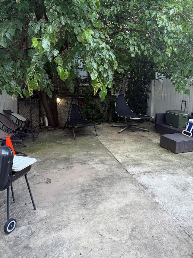 1380 Bristow St, Bronx, NY 10459 - view of patio