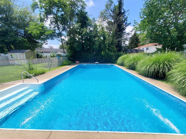 1336 Coates Ave, Holbrook, NY 11741 - view of pool