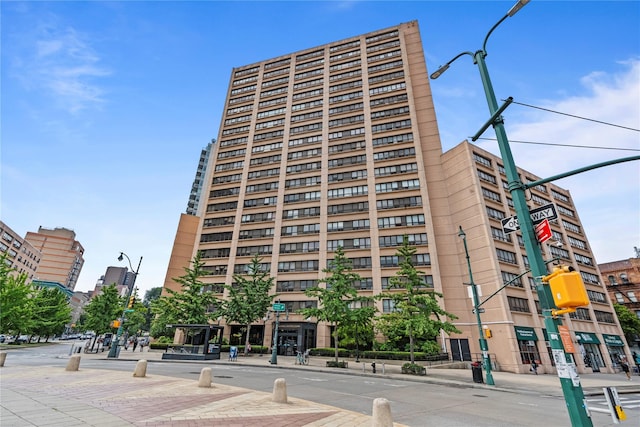 301 W 110th St Unit 2V, New York Manhattan, NY 10026 - view of property