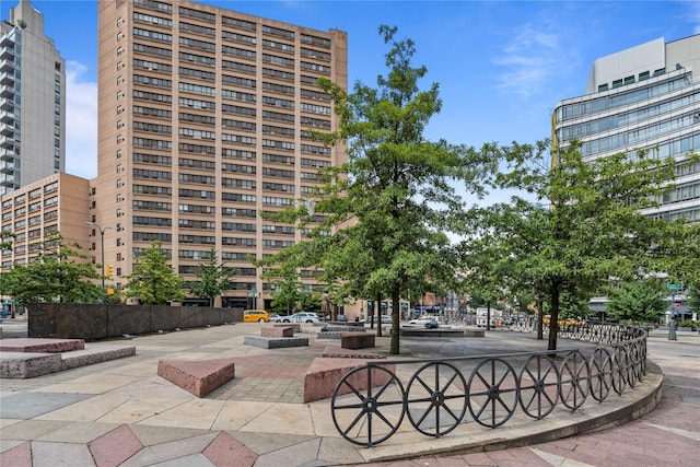 301 W 110th St Unit 2V, New York Manhattan, NY 10026 - view of home's community