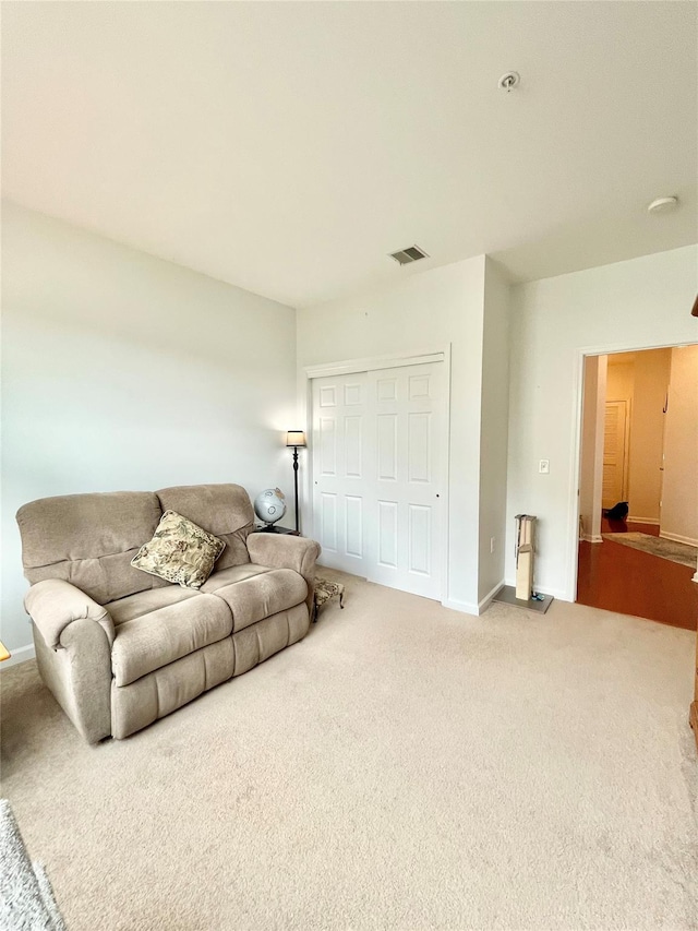 936 Tower Ridge Cir, Middletown, NY 10941 - carpeted living area featuring baseboards