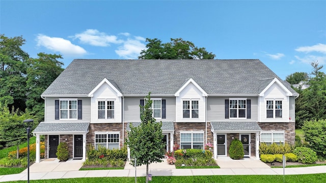 132 Weatherby Ln Unit 132, Central Islip, NY 11722 - photo 1