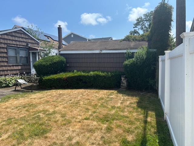 862 Peninsula Blvd, Woodmere, NY 11598 - view of yard