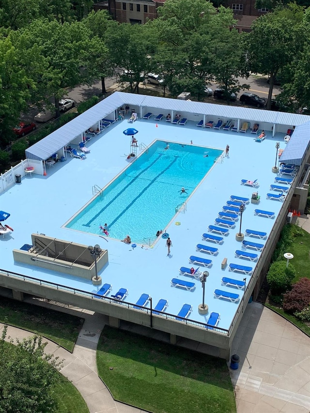 152-18 Union Tpke Unit 12T, Flushing, NY 11367 - view of pool