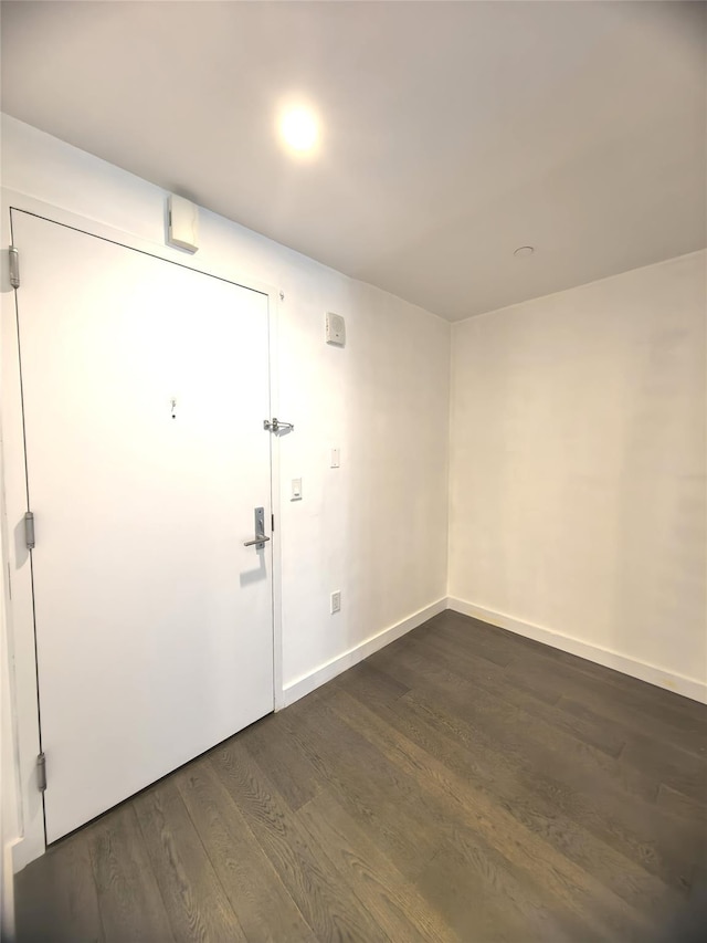 131-05 40th Rd Unit 17L, Flushing, NY 11354 - entryway featuring dark wood finished floors and baseboards