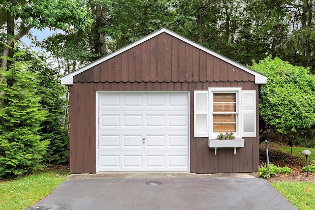 22 Turtle Cove Dr, Southampton, NY 11968 - view of detached garage
