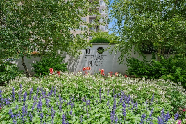 10 Stewart Pl Unit 10Ew, White Plains, NY 10603 - photo 1