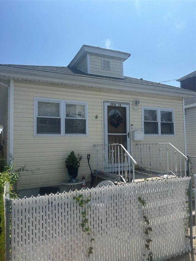 20 W 10th Rd, Broad Channel, NY 11693 - photo 1