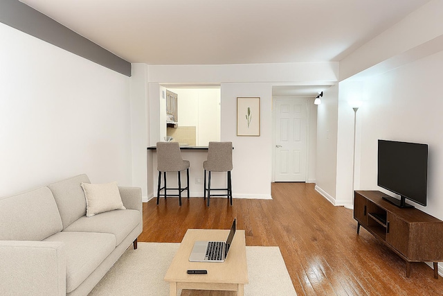 240 E 46th St Unit 10H, New York Manhattan, NY 10017 - photo 2