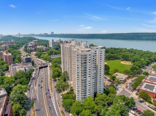 3333 Henry Hudson Pkwy W Unit 4M, Bronx, NY 10463 - view of urban area featuring a nearby body of water and a major roadway