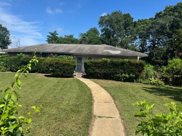 180 Baiting Place Rd, Farmingdale, NY 11735 - view of community with a yard