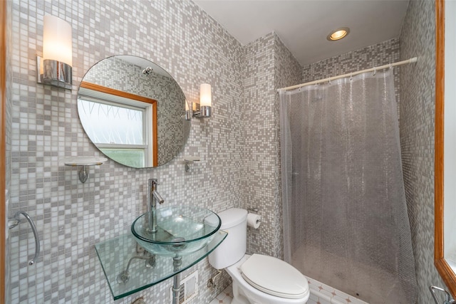 130 Wood Hollow Ln, New Rochelle, NY 10804 - photo 16