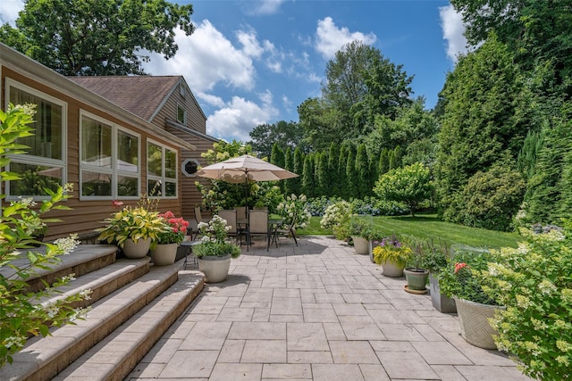 130 Wood Hollow Ln, New Rochelle, NY 10804 - photo 29