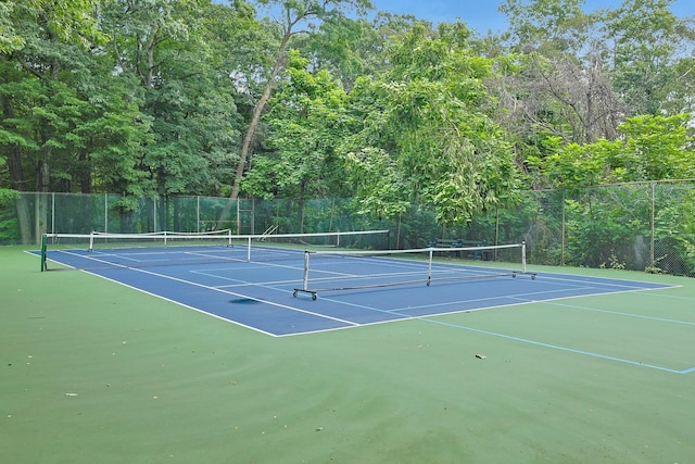 103 Wood Hollow Ln, New Rochelle, NY 10804 - photo 25