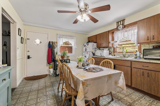 227 Randall Ave, Lawrence, NY 11559 - dining area with ceiling fan