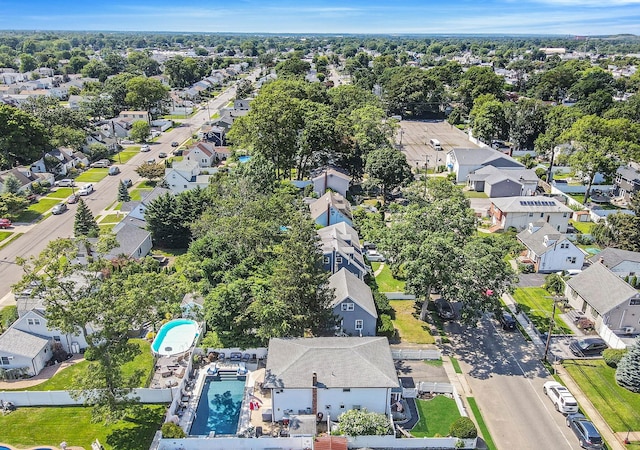 511 N Delaware Ave, Lindenhurst, NY 11757 - view of property location with nearby suburban area and a pool