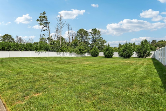 2 Sommerset Dr, Yaphank, NY 11980 - photo 30