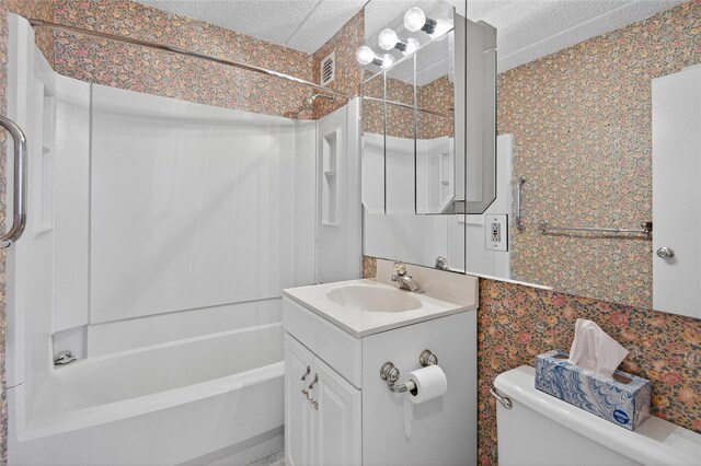 175 Maple Ave Unit 5G, Westbury, NY 11590 - photo 15