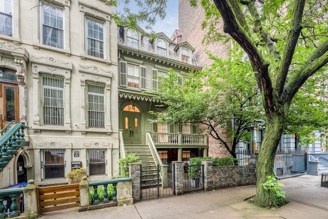 17E 128th St, New York Manhattan, NY 10035 - view of property with stairway