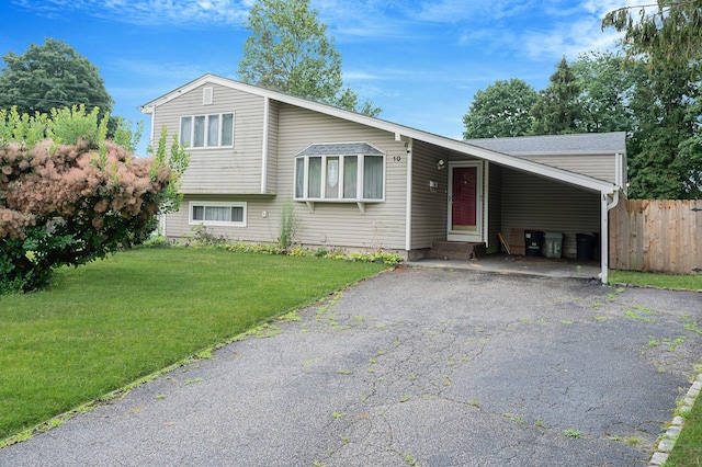 10 Laurie Rd, Brentwood, NY 11717 - photo 1
