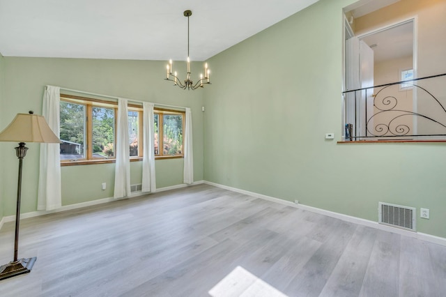 10 Laurie Rd, Brentwood, NY 11717 - photo 3