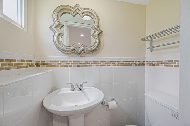10 Laurie Rd, Brentwood, NY 11717 - photo 22