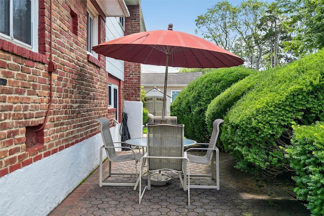 5 Clark St, Plainview, NY 11803 - view of patio with outdoor dining space