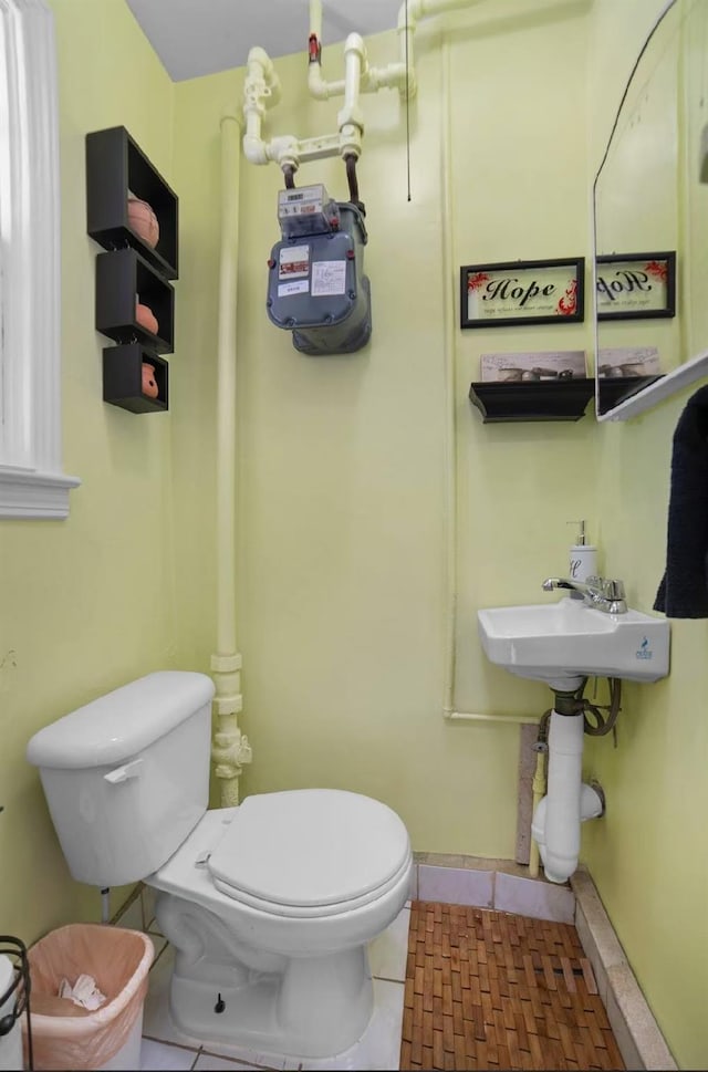 7204 Calamus Ave, Woodside, NY 11377 - photo 5